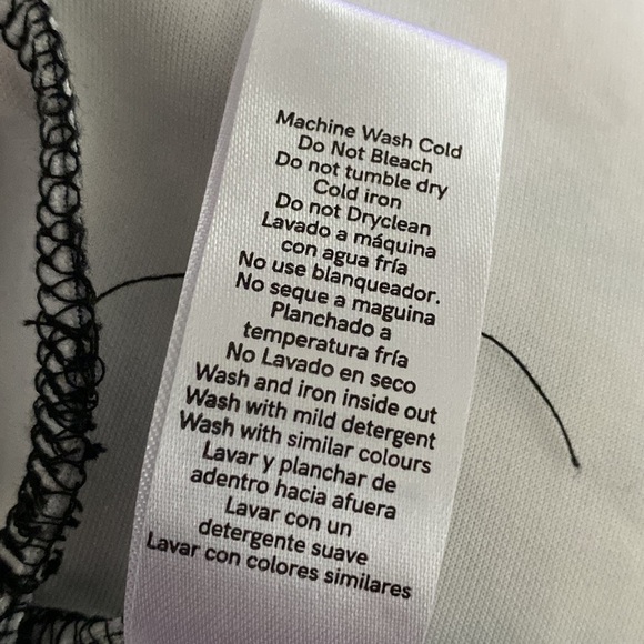 Venus Black Animal Print and Floral Bell Sleeves Top Blouse Size S - Picture 5 of 6